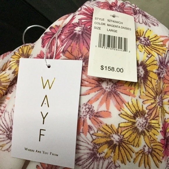 Wayf Tiered Maxi Dress Magenta Daisies Size L NWT - Picture 11 of 12